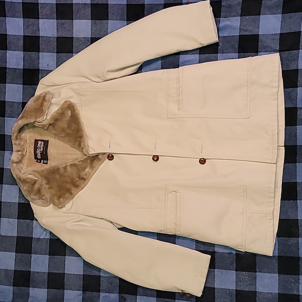 Vintage. Made in USA. Faux-fur lined long-coat. Studio One by Campus. Size 42
